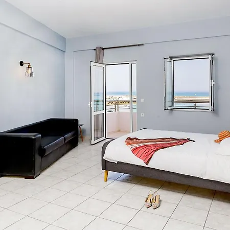 Fuer 10 Personen Auf Kreta